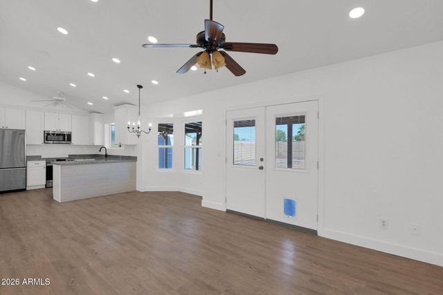 2248 E CALYPSO Avenue, Mesa, AZ 85204