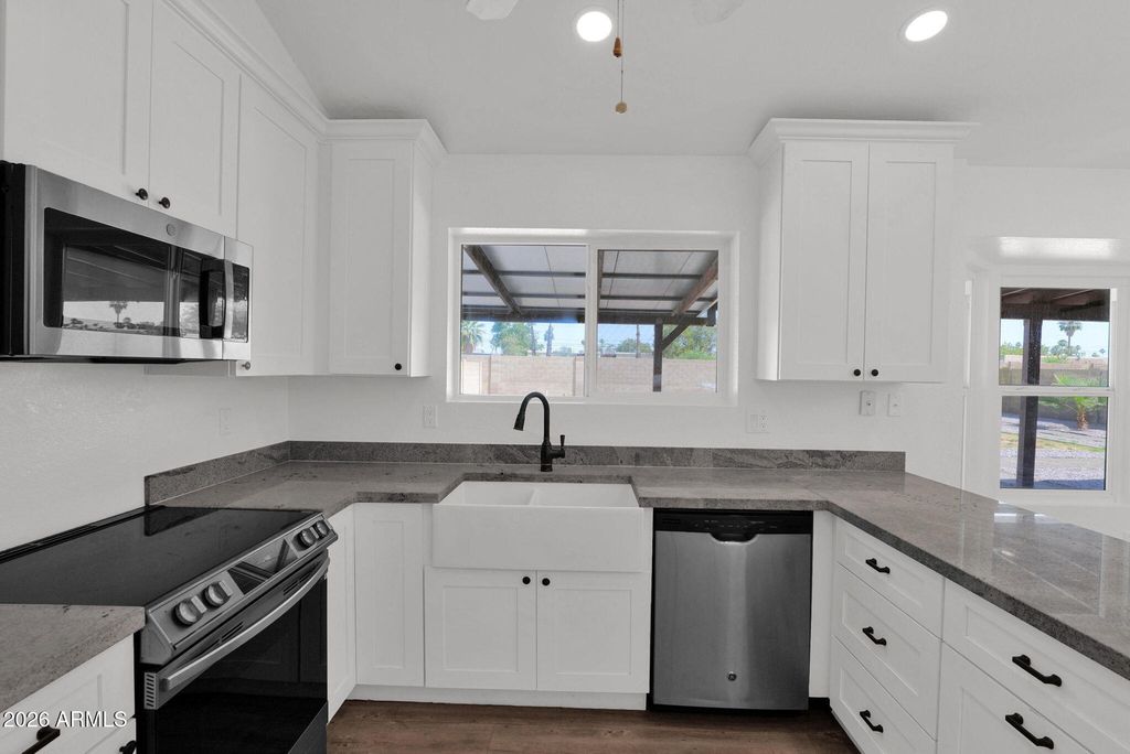 Image 11 of property listing at 2248 E CALYPSO Avenue, Mesa, AZ 85204