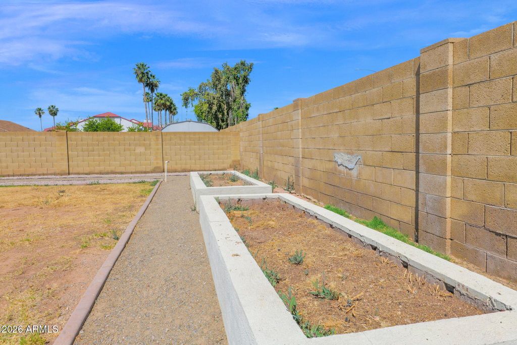 Image 27 of property listing at 2248 E CALYPSO Avenue, Mesa, AZ 85204