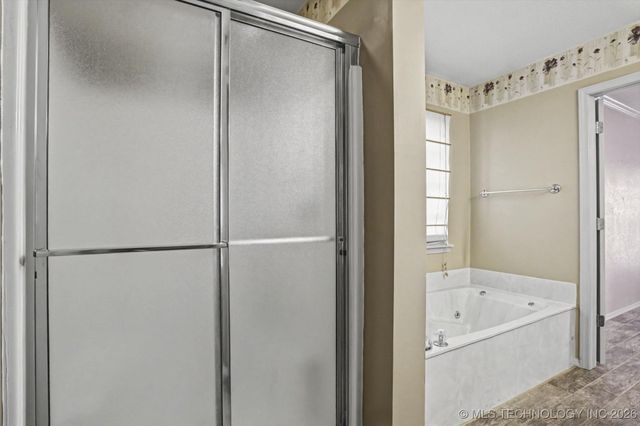 1601 E Holly Avenue, Sand Springs, OK 74063