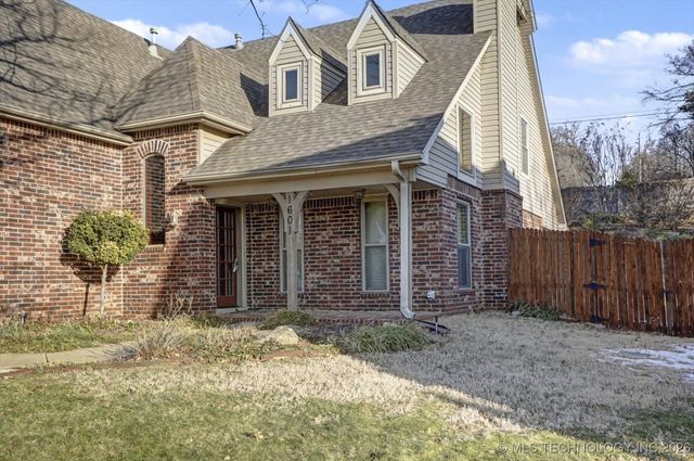 1601 E Holly Avenue, Sand Springs, OK 74063