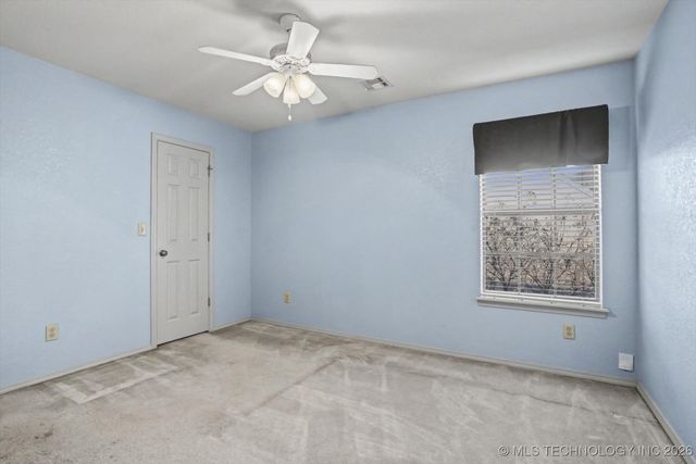 1601 E Holly Avenue, Sand Springs, OK 74063