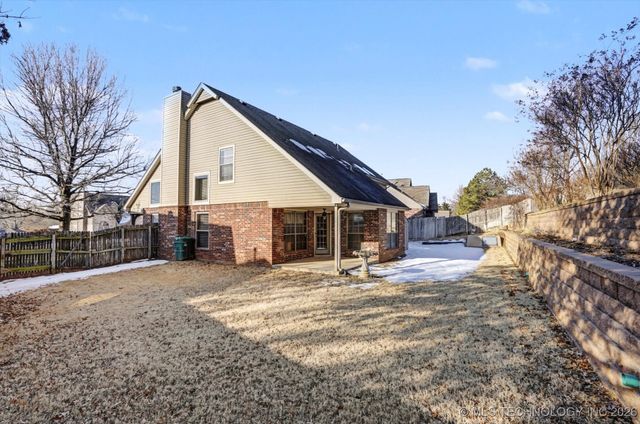 1601 E Holly Avenue, Sand Springs, OK 74063