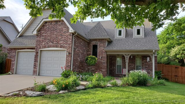 1601 E Holly Avenue, Sand Springs, OK 74063