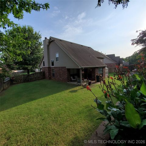 1601 E Holly Avenue, Sand Springs, OK 74063