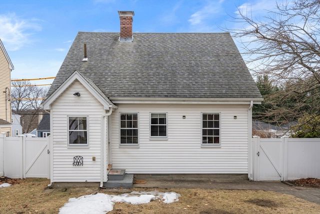 451 Appleton St, Arlington, MA 02476