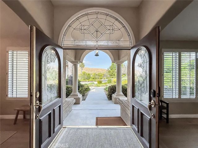 751 Parmenter Court, Thousand Oaks, CA 91362