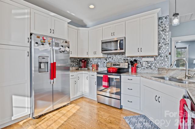 2 Wood Path Lane, Arden, NC 28704