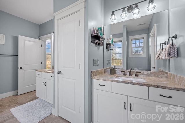 2 Wood Path Lane, Arden, NC 28704