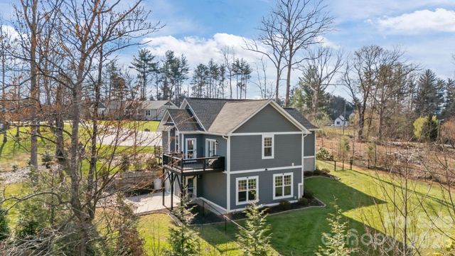 2 Wood Path Lane, Arden, NC 28704