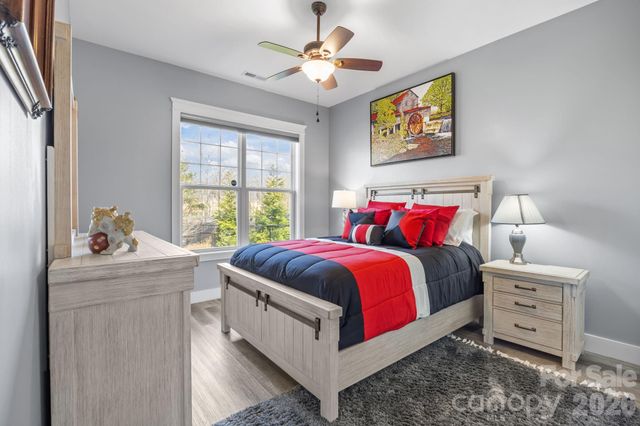 2 Wood Path Lane, Arden, NC 28704