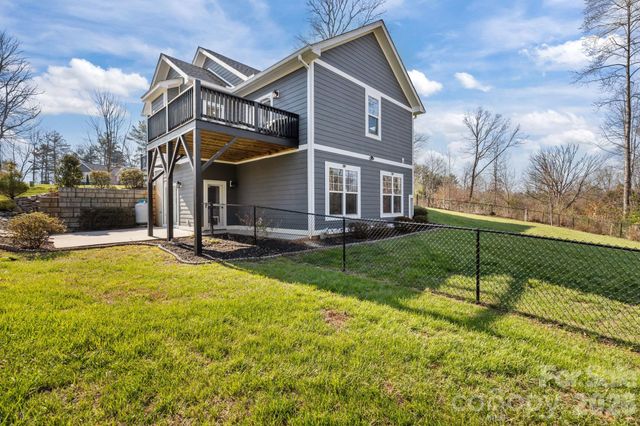 2 Wood Path Lane, Arden, NC 28704