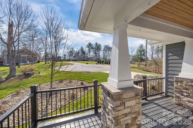 2 Wood Path Lane, Arden, NC 28704