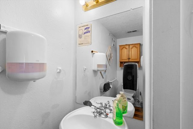 3130 Vista Grande Drive NW, Albuquerque, NM 87120