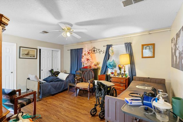 3130 Vista Grande Drive NW, Albuquerque, NM 87120