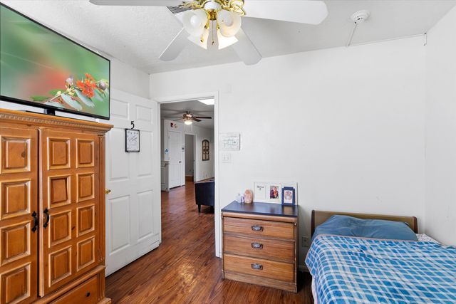 3130 Vista Grande Drive NW, Albuquerque, NM 87120