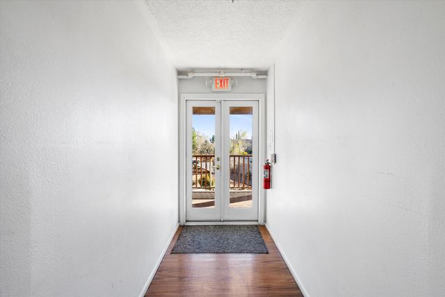 3130 Vista Grande Drive NW, Albuquerque, NM 87120