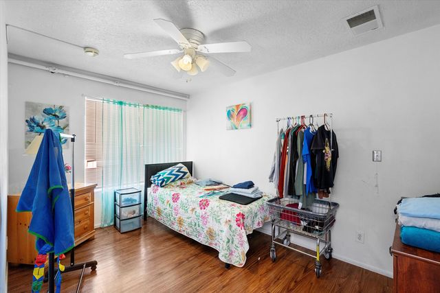 3130 Vista Grande Drive NW, Albuquerque, NM 87120