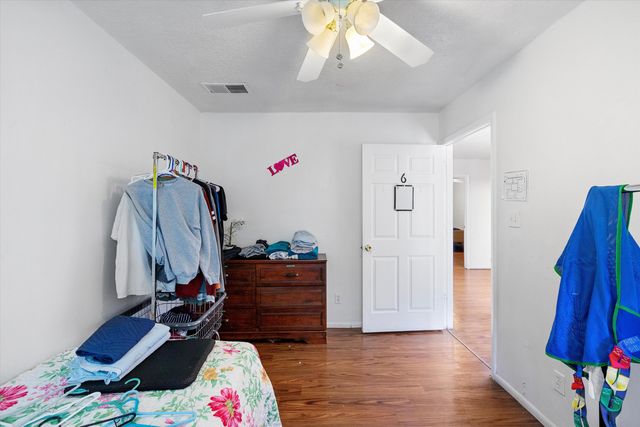 3130 Vista Grande Drive NW, Albuquerque, NM 87120