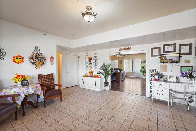 3130 Vista Grande Drive NW, Albuquerque, NM 87120