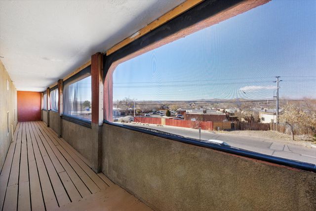 3130 Vista Grande Drive NW, Albuquerque, NM 87120