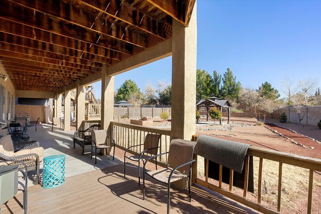 3130 Vista Grande Drive NW, Albuquerque, NM 87120