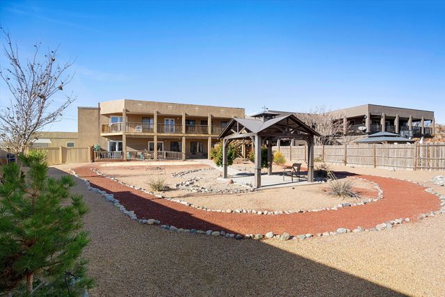 3130 Vista Grande Drive NW, Albuquerque, NM 87120