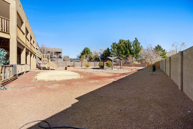 3130 Vista Grande Drive NW, Albuquerque, NM 87120