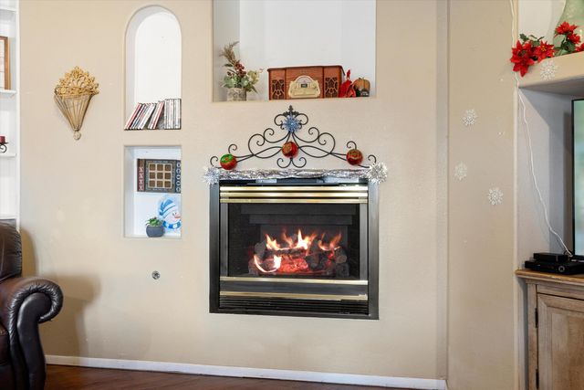 3130 Vista Grande Drive NW, Albuquerque, NM 87120