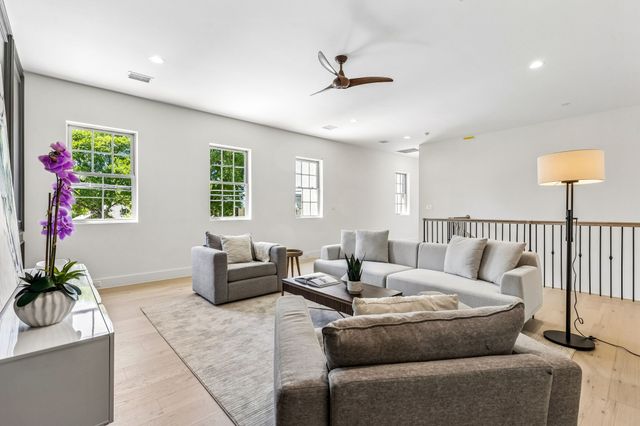 6402 Westlake Avenue, Dallas, TX 75214