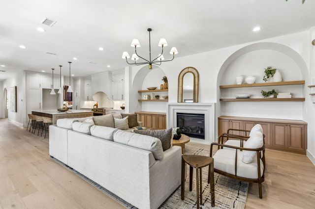 6402 Westlake Avenue, Dallas, TX 75214