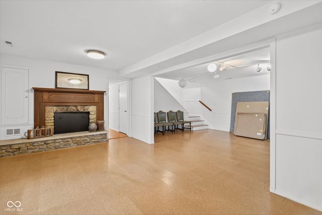 9245 E Woodview Drive, Bloomington, IN 47401