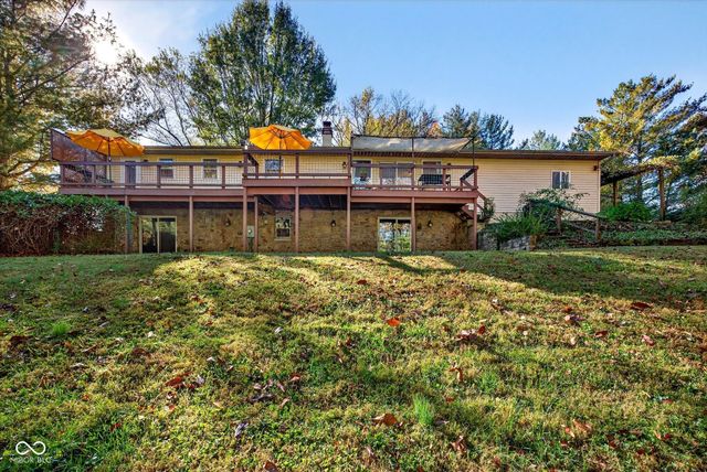 9245 E Woodview Drive, Bloomington, IN 47401