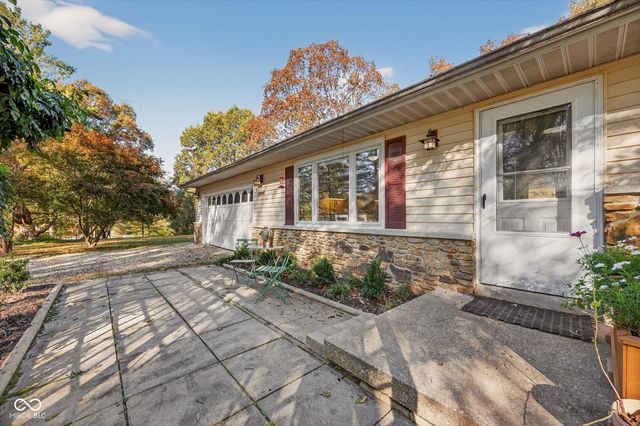 9245 E Woodview Drive, Bloomington, IN 47401