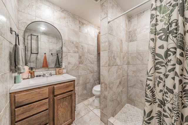 3305 Swan Street, Haltom City, TX 76117