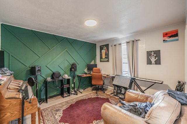 3305 Swan Street, Haltom City, TX 76117