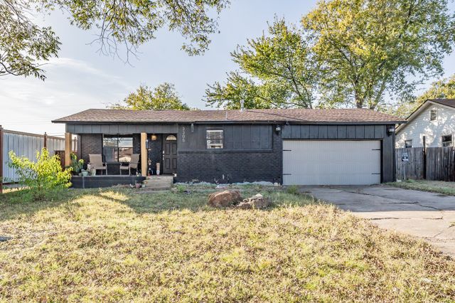 3305 Swan Street, Haltom City, TX 76117