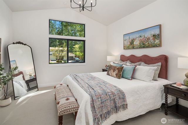 12416 NE 72nd Street, Kirkland, WA 98033
