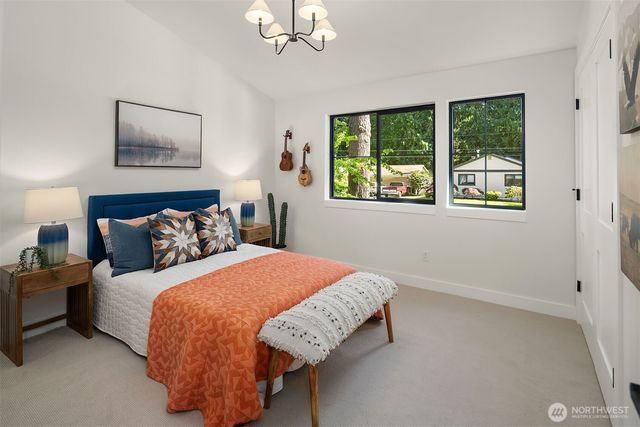 12416 NE 72nd Street, Kirkland, WA 98033