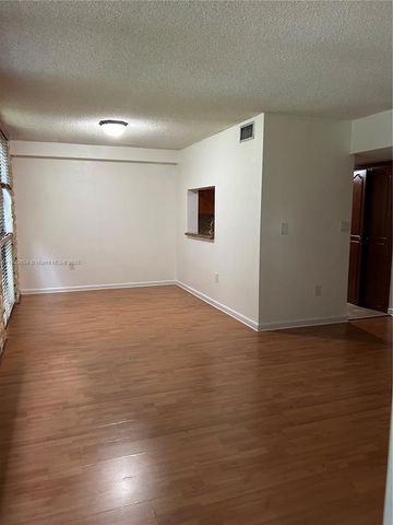 11750 SW 18th St 421-1, Miami, FL 33175