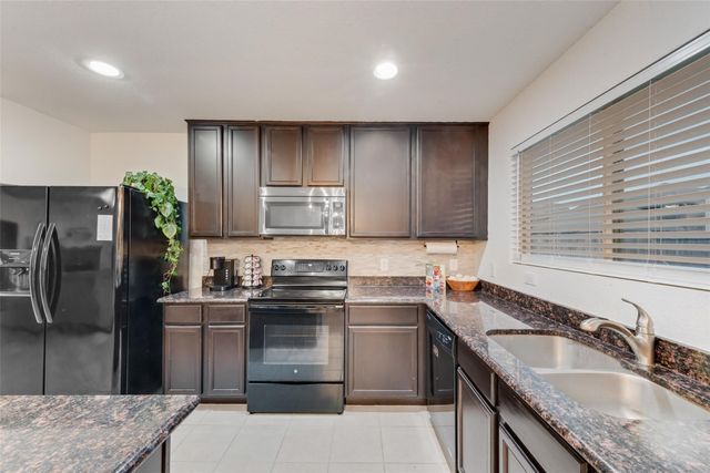 2120 Blakehill Drive, Forney, TX 75126
