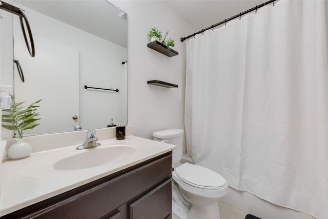 2120 Blakehill Drive, Forney, TX 75126