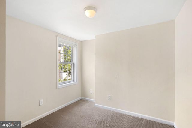 439 W GEORGE ST, Philadelphia, PA 19123