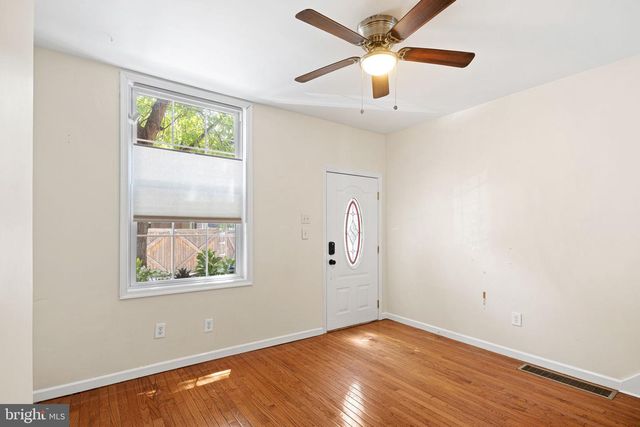 439 W GEORGE ST, Philadelphia, PA 19123