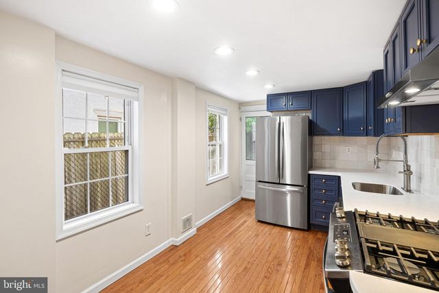 439 W GEORGE ST, Philadelphia, PA 19123