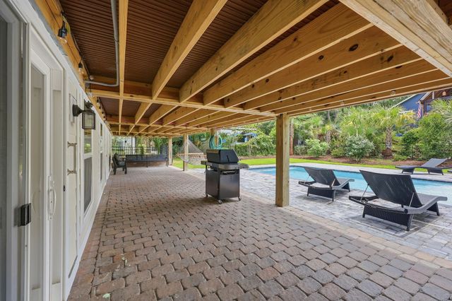366 Lakeshore Dr., Pawleys Island, SC 29585