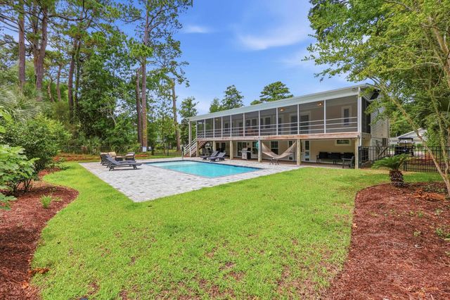 366 Lakeshore Dr., Pawleys Island, SC 29585