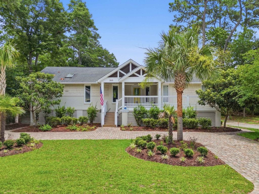 366 Lakeshore Dr., Pawleys Island, SC 29585