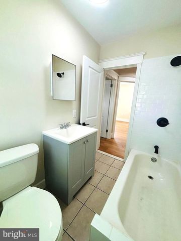 923 EDGEMORE RD, Philadelphia, PA 19151
