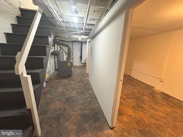 923 EDGEMORE RD, Philadelphia, PA 19151
